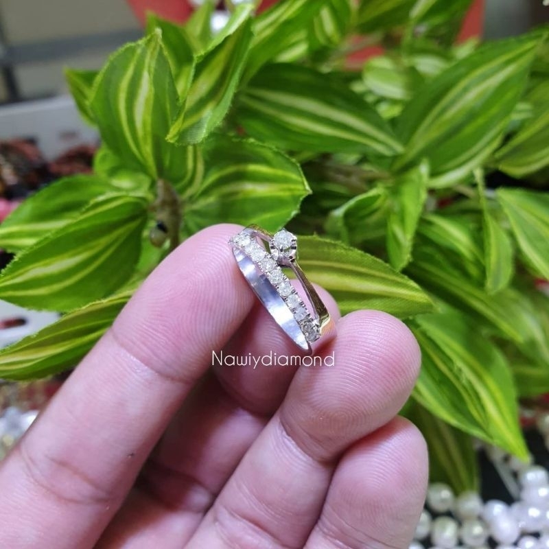 Cincin Solitaire Natural Berlian Eropa Harga Pengrajin