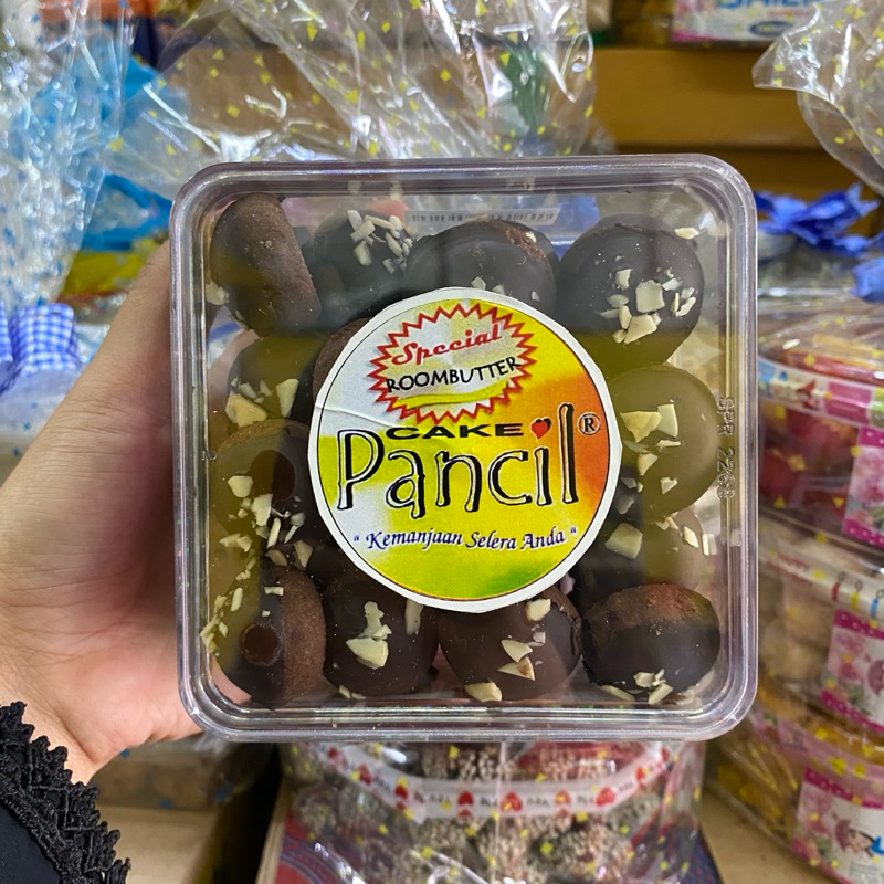 

Pancil Cake Toples Segi Chollatta Ball