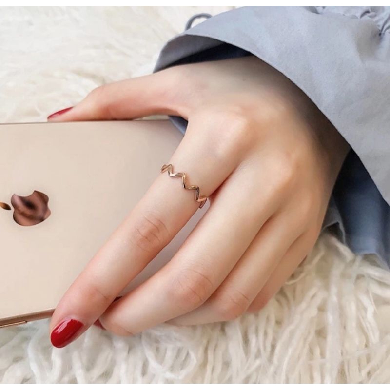 CINCIN GELOMBANG WANITA KASUAL