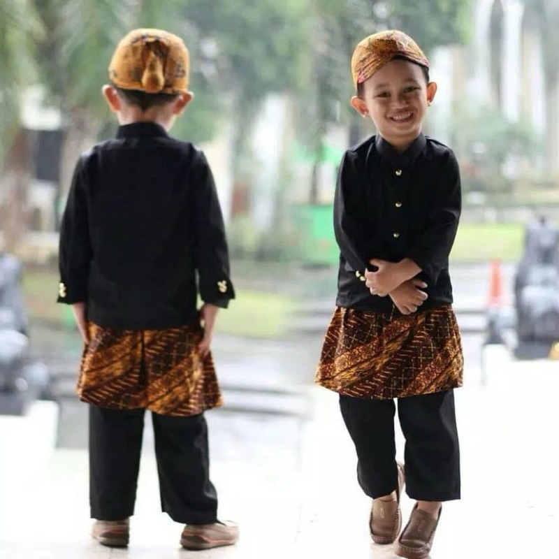 Baju Basofi Anak Pakaian Adat Jawa Timur