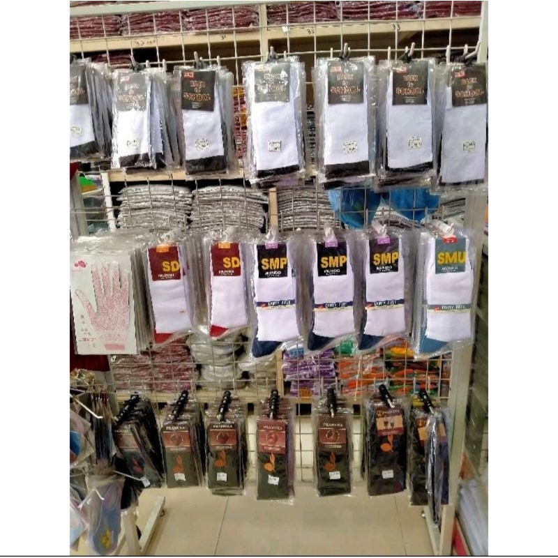 KAUS KAKI SEKOLAH MUNDO BAGUS (SD,SMP DAN SMA)