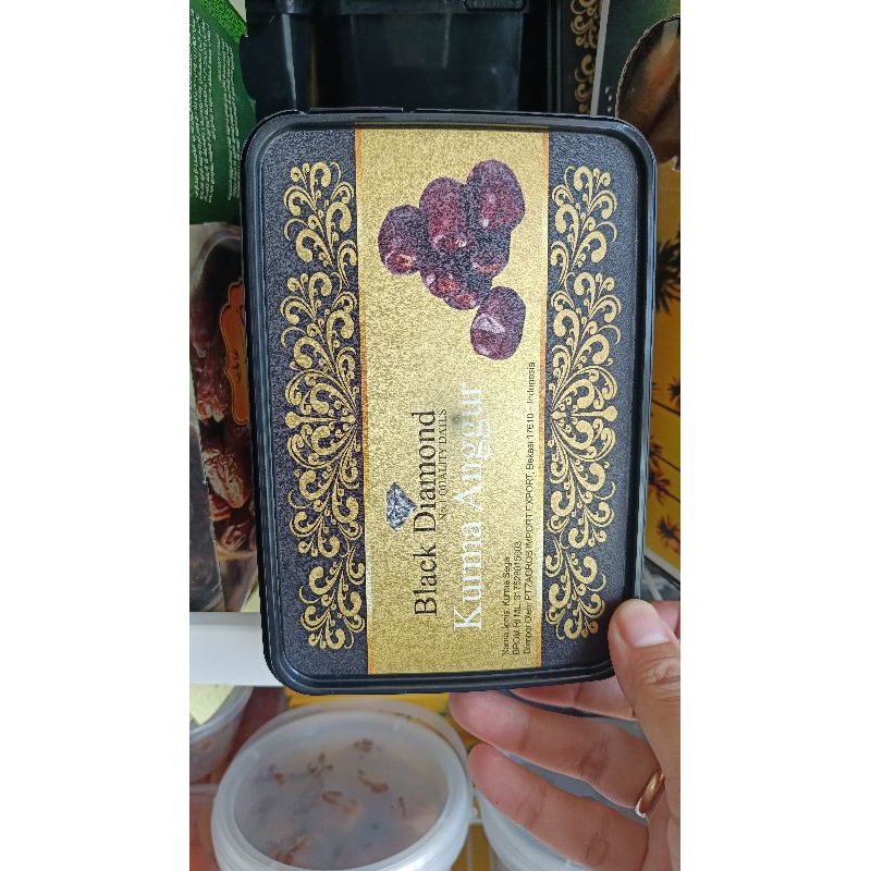 

KURMA BAM, KURMA ANGGUR,, BLACK DIAMOND 600gr