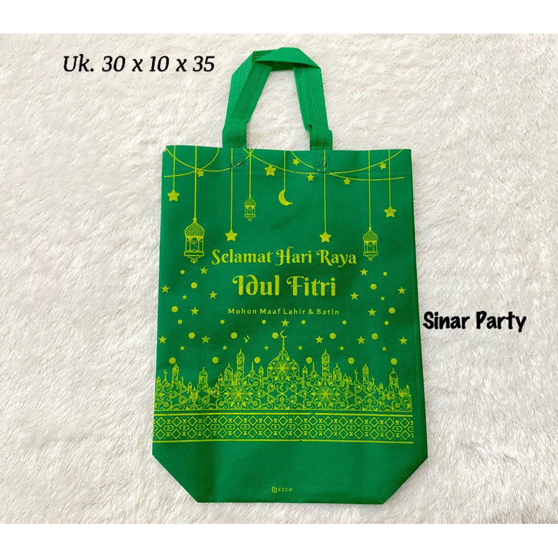 

Tas Spunbond Idul Fitri Uk.30 x 10 x 35