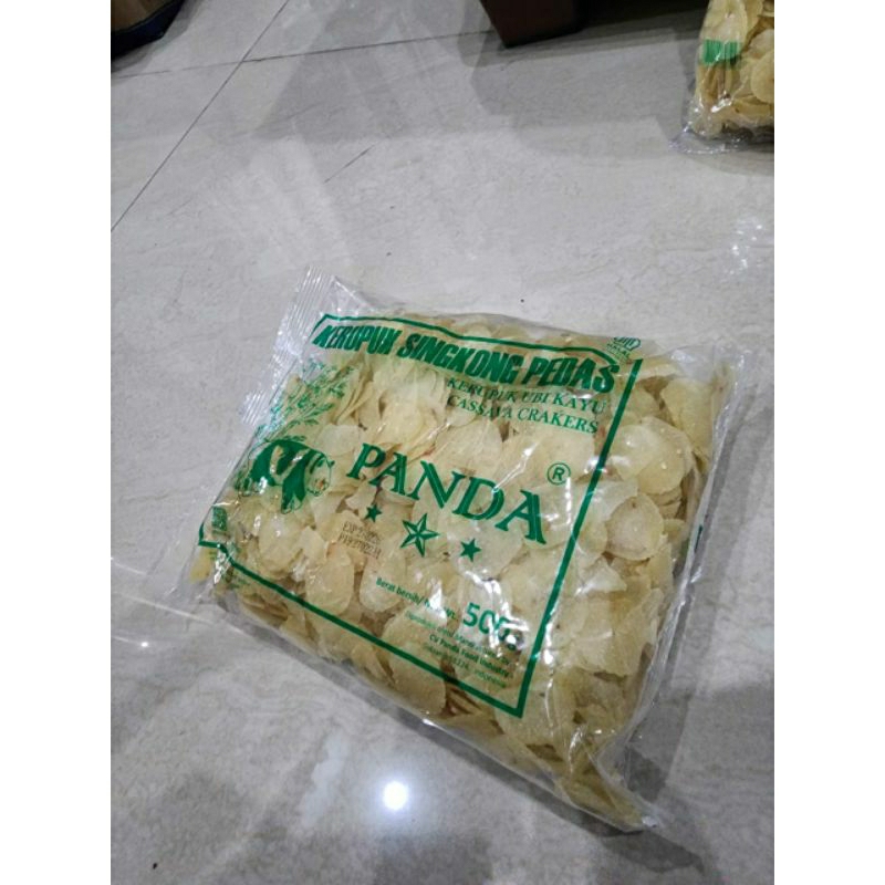 

kerupuk singkong pedas cap panda 500gr