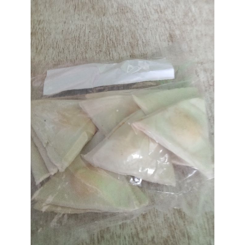 

SAMOSA ISI AYAM SUWIR 1 PACK 10 PCS