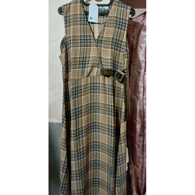 PRELOVED NOBBY (MIHNAH)