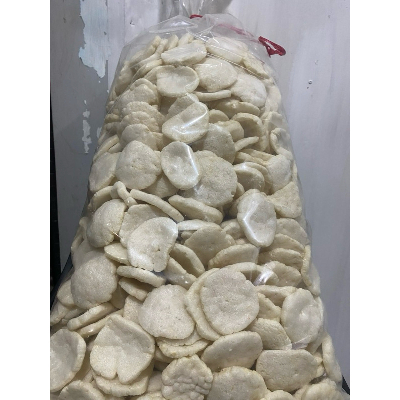 

Snack Kemplang Rayen Tenggiri