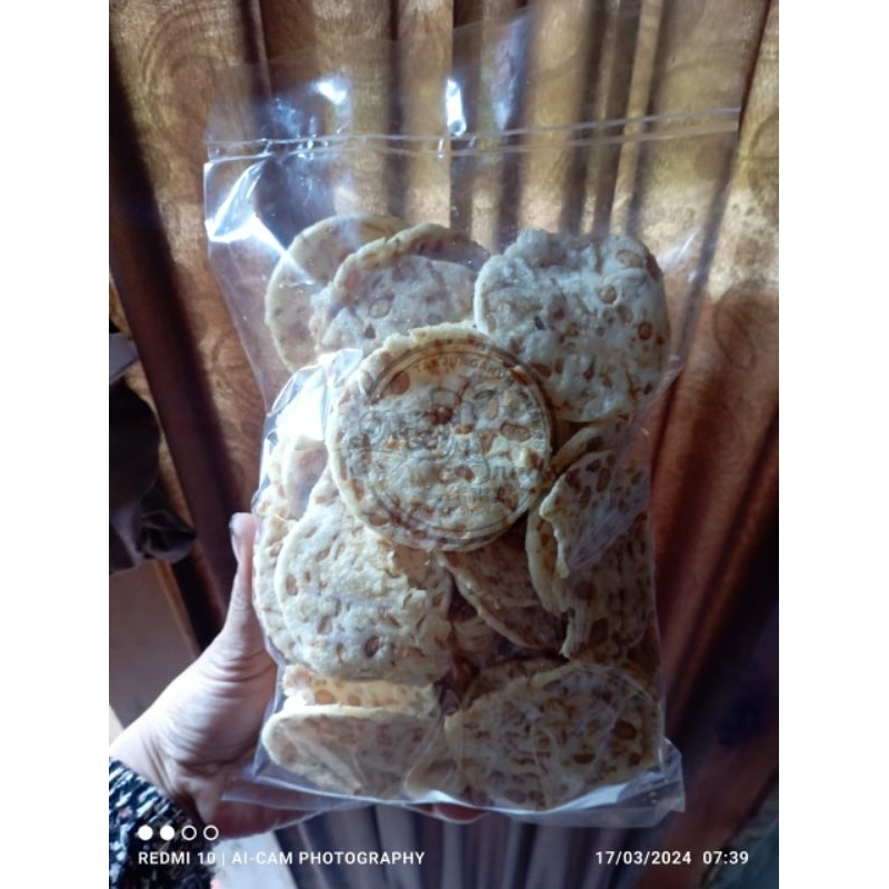 

kripik tempe sagu 200 gram enak renyah