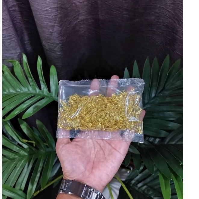 Peniti kecil 1 Plastik/Peniti Jilbab