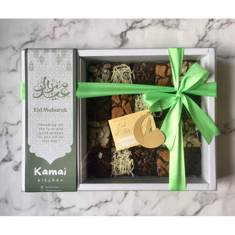 

Kamai Fudgy Brownies Premium Hampers/Hampers Lebaran/Hampers Idul Fitri/Bingkisan Lebaran/Parcel Lebaran/Parcel Lebaran