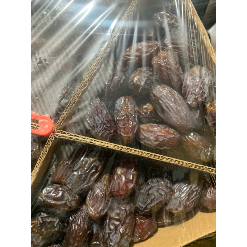 

KURMA MEDJOL 1kg LEGIT UKURAN BESAR KUALITAS PREMIUM