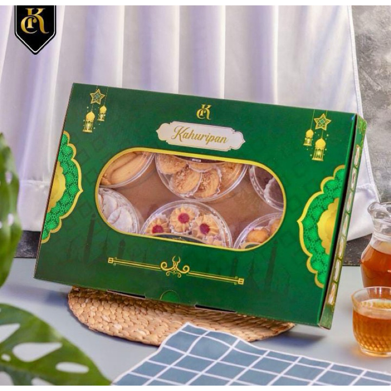 

reguler package 250gram isiannya (nastar, putri salju, chocochips, semprit strawberry, butter cookies, lidah kucing