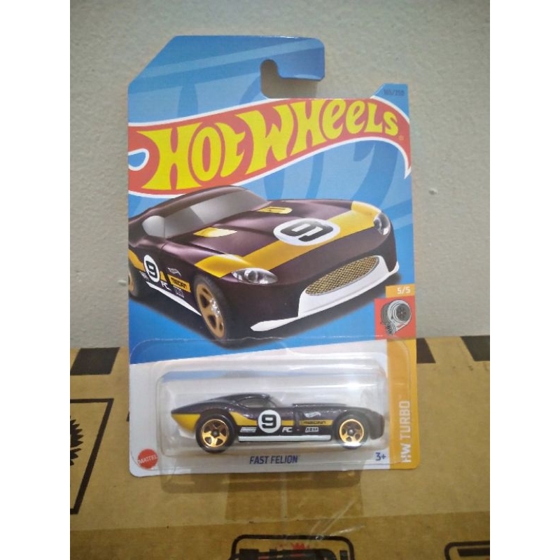 Hot Wheels Fast Felion HKJ39