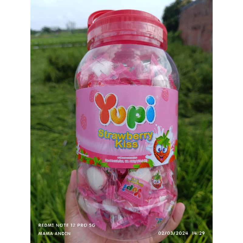 

Yupi Toples kemasan 300gr