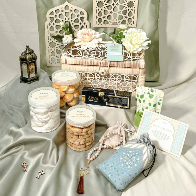 

PREMIUM HAMPERS RAMADAN | Kaamla Hampers