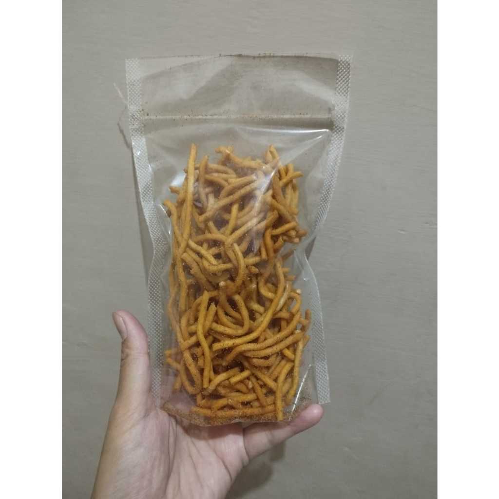 

Cistik Mie Pedas 80 Gram / Stik Keriting Pedas