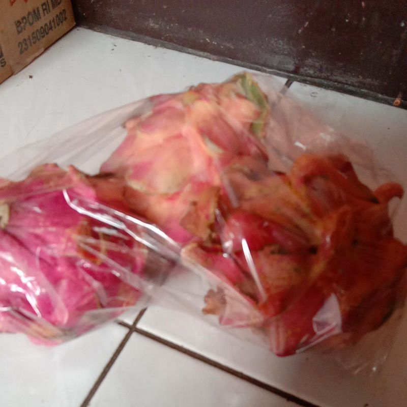 

buah naga 1 kg