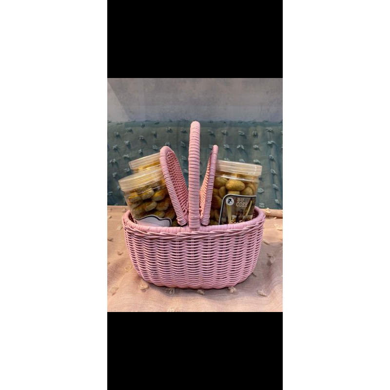 

hampers lebaran hampers idul fitri hampers ramadhan keranjang rotan cantik murah aesthetic bu odeh