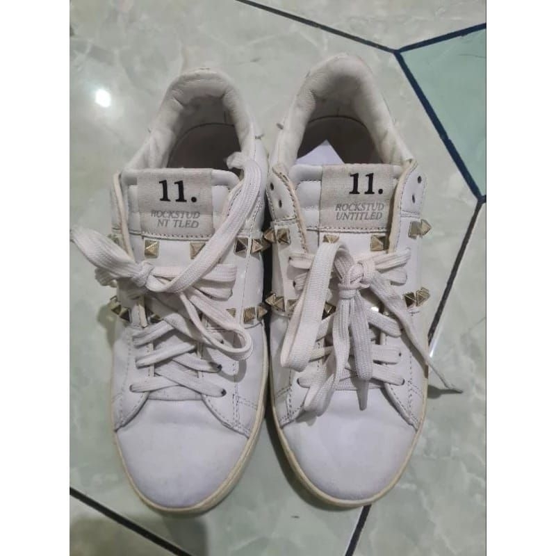 Sepatu Mantan Second Valentino Garavani 37