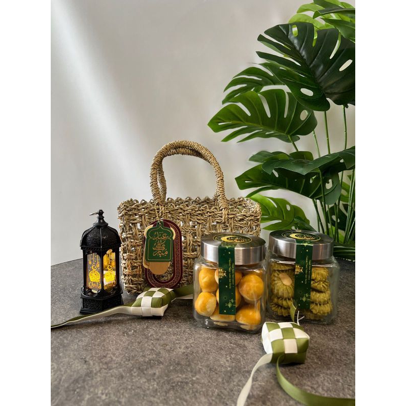 

BLISS HAMPERS B | PREMIUM Eid Hampers Lebaran