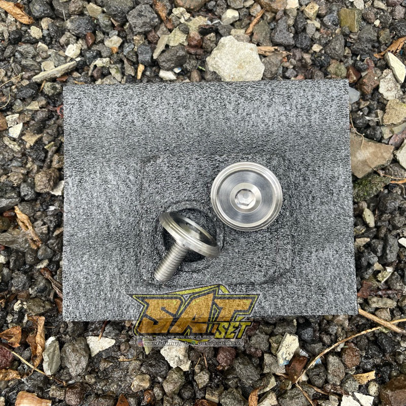 ring manisan baut komstir T segitiga atas stainless stenlis universal Ninja vixion RX king dll baut 