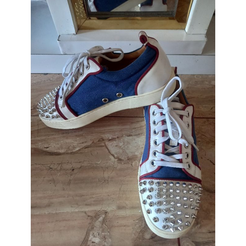 Sepatu Christian Louboutin