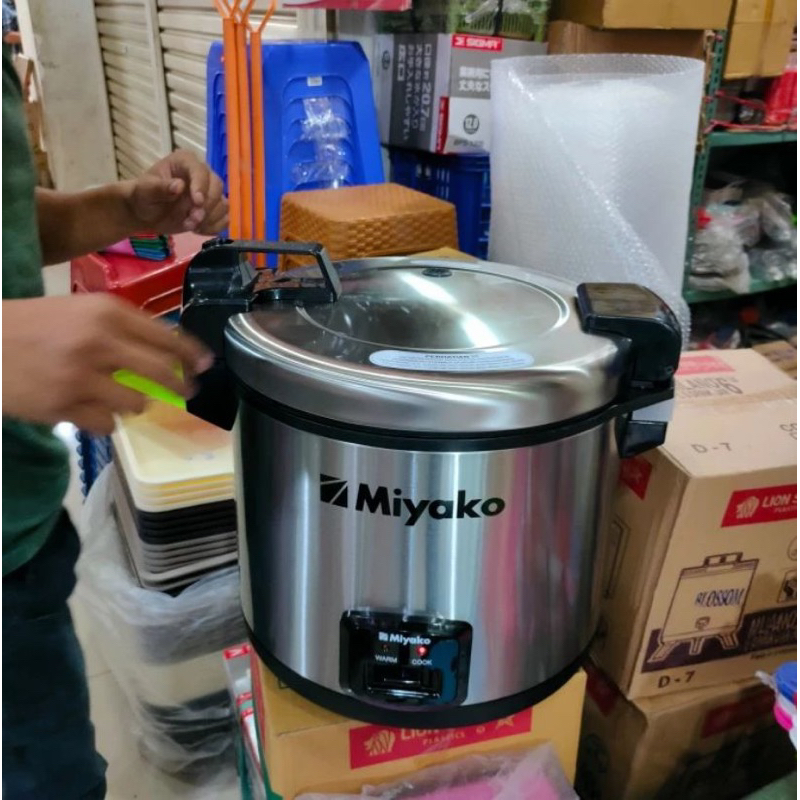 Miyako Rice cooker MCG-171 magic com penanak nasi 16liter