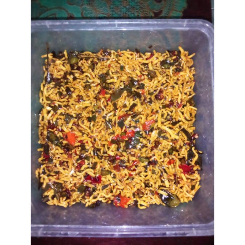 

mie kremes pedas manis