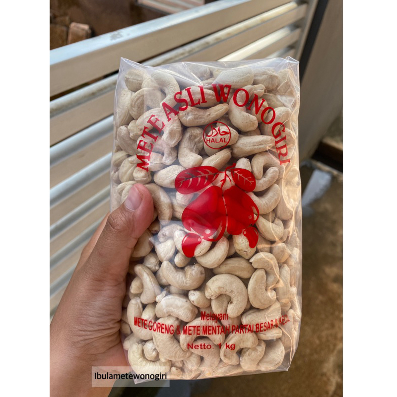 

KACANG METE ASLI WONOGIRI SUPER 1kg