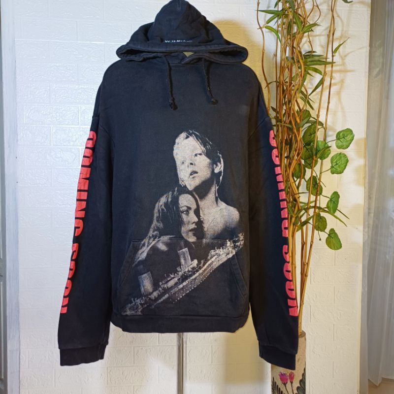 HOODIE VETEMENTS TITANIC, SIZE XXXL (SECOND BRANDED) HITAM, HD0031