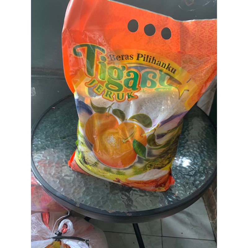 

Beras 5 liter