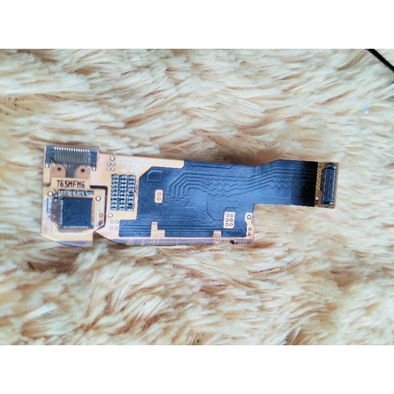 konektor lcd samsung a9 pro a910f