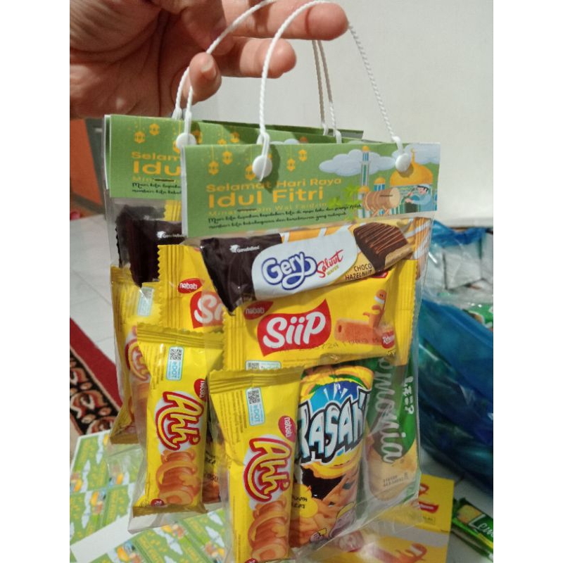 

Hampers snack jenjeng