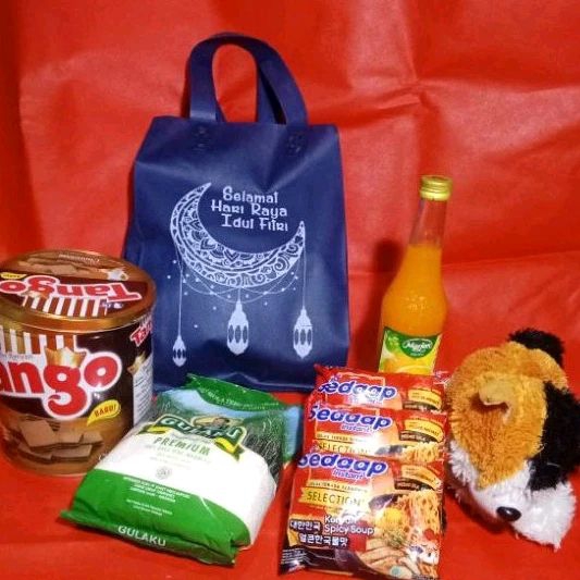 

READY STOK SIAP KIRIM, BISA PILIH WARNA tas lebaran idul fitri tas parcel spunbond 25x35x8 dan 30x40x8