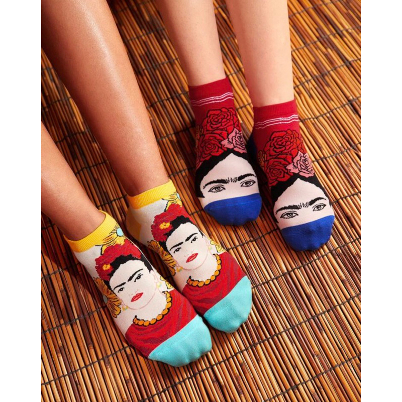 Frida Kahlo X SHEIN 2pairs Women Figure Pattern Fashion Ankle Socks