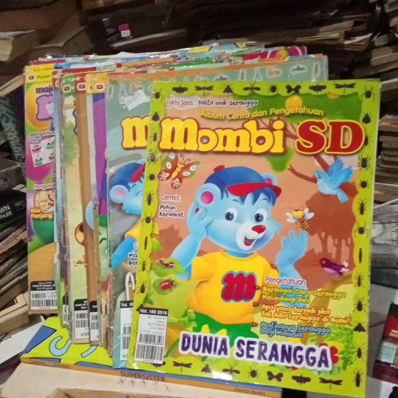 MAJALAH MOMBI SD  PAKET 10 BUKU