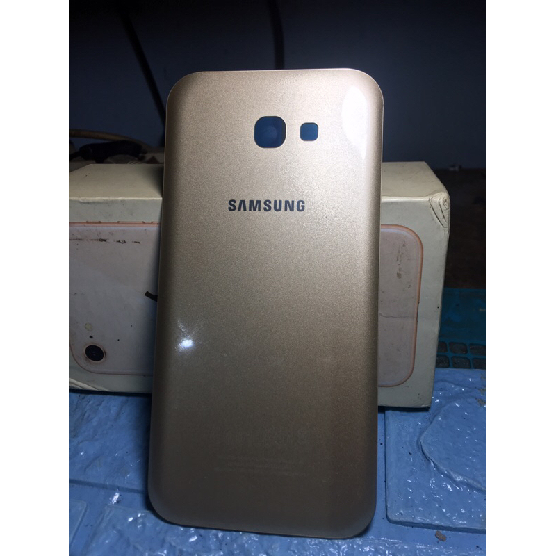 tutup batre/backdoor Samsung a7 2017 BARU