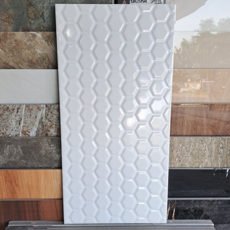 Keramik Dinding Hexagonal / Keramik Dinding Putih Timbul / Keramik Kamar Mandi / Keramik Dapur / Ker