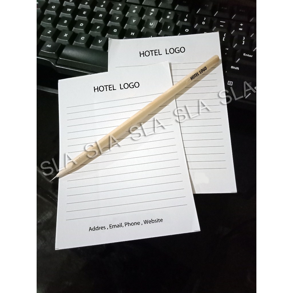 

NOTEPAD A6 CUSTOM LOGO ISI 5PLY HVS 70 GR ALAS KARTON MINIM 500 PCS