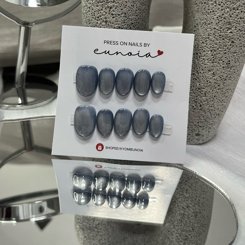 KOREAN CATEYE PRESS ON NAILS FREYNAILS