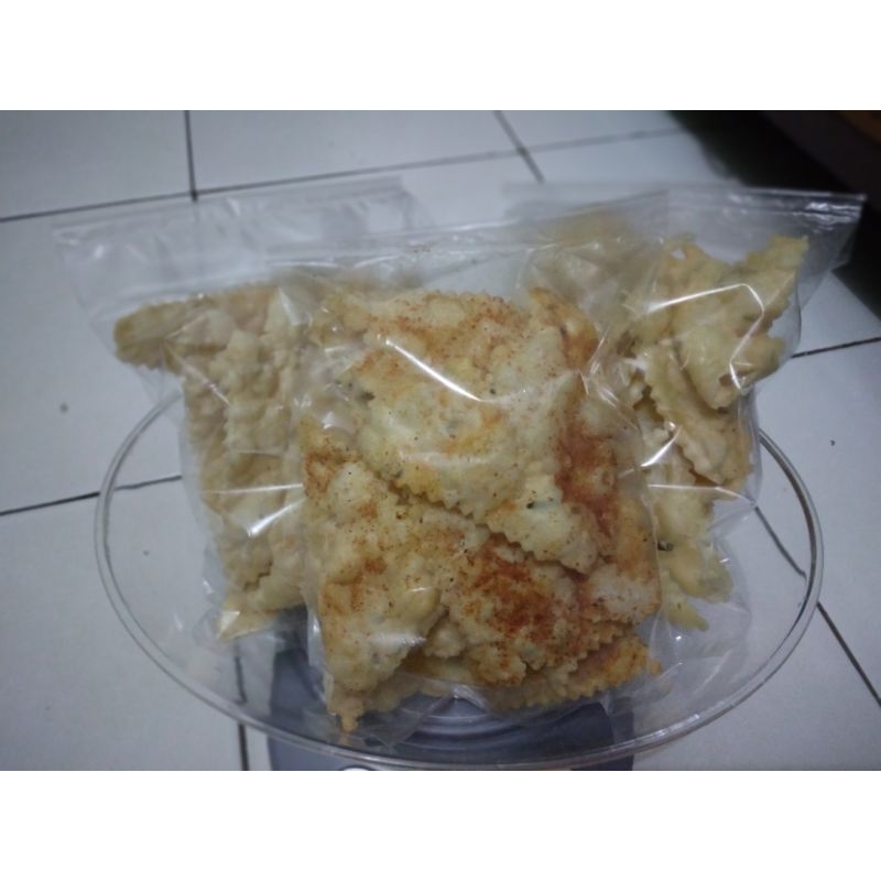 

PANGSIT DAUN JERUK PEDAS 250gr