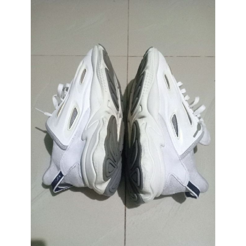 adidas ozweego celox