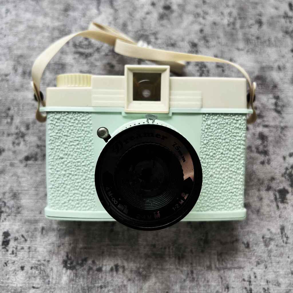 LOMOGRAPHY DIANA+ / LOMO DIANA+ 120MM - KAMERA ANALOG REUSABLE MURAH MUDAH DIGUNAKAN 35MM