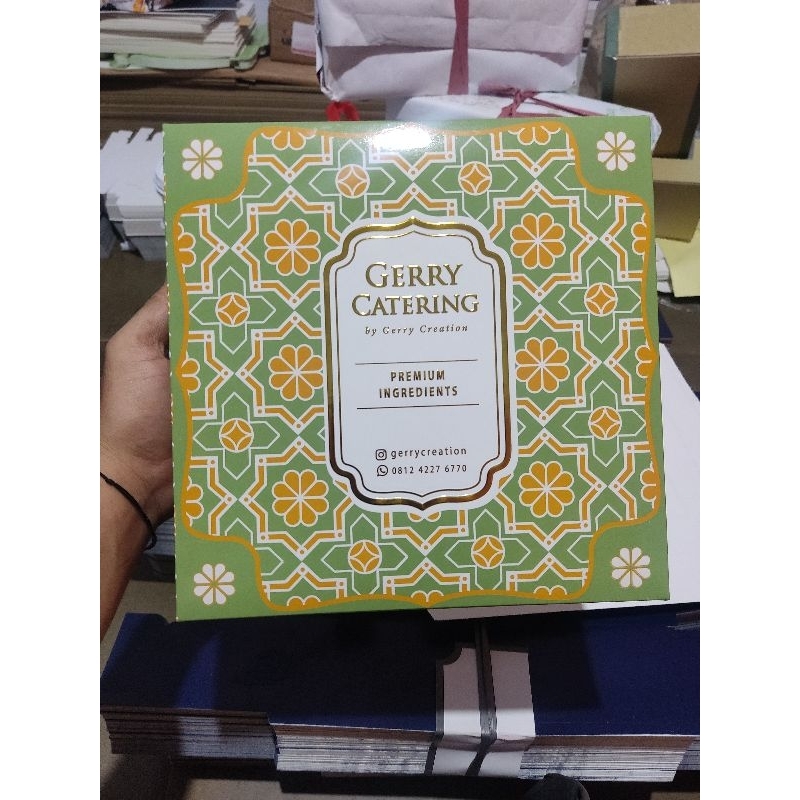 

PREMIUM BOX LEGIT/ BOLU CUSTOM LOGO | KOTAK LEGIT / KOTAK BOLU / KOTAK BROWNIES 22 cm x 22 cm x 7 cm