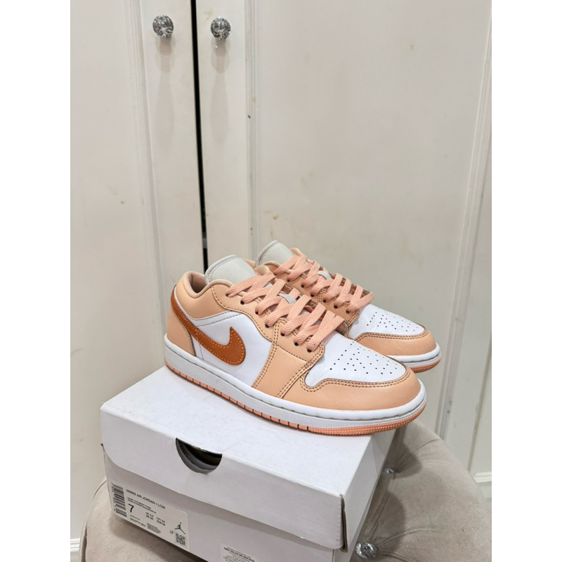 NIKE AJ1 LOW SUNSET HAZE