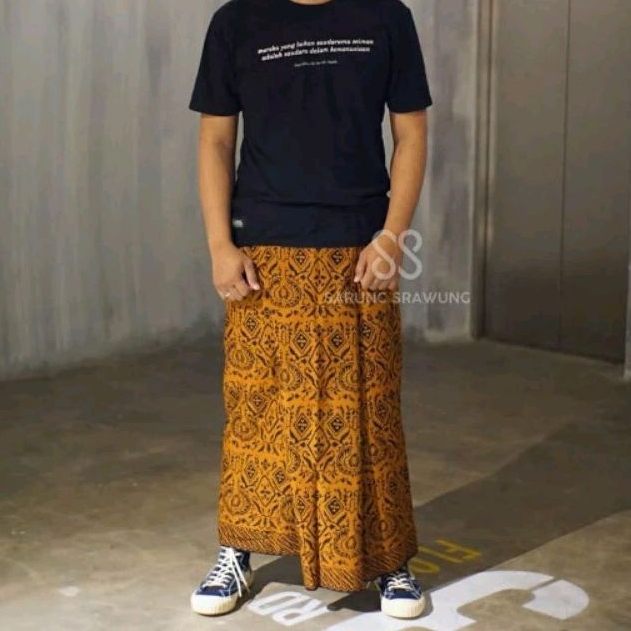 Sarung Batik Motif Gurdo Lawasan Terlaris Murah