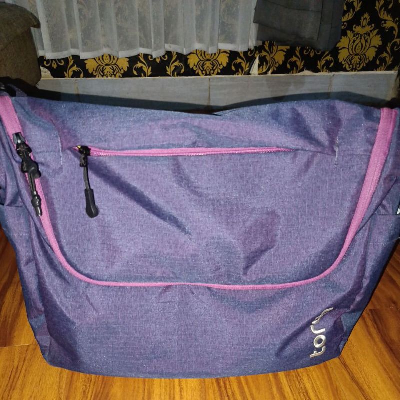 Tas selempang merk torch