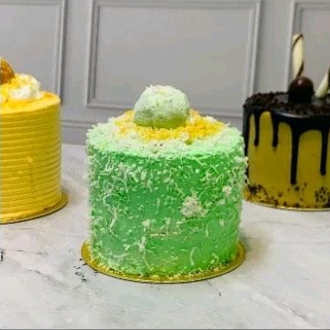 

Klepon Cake Slice