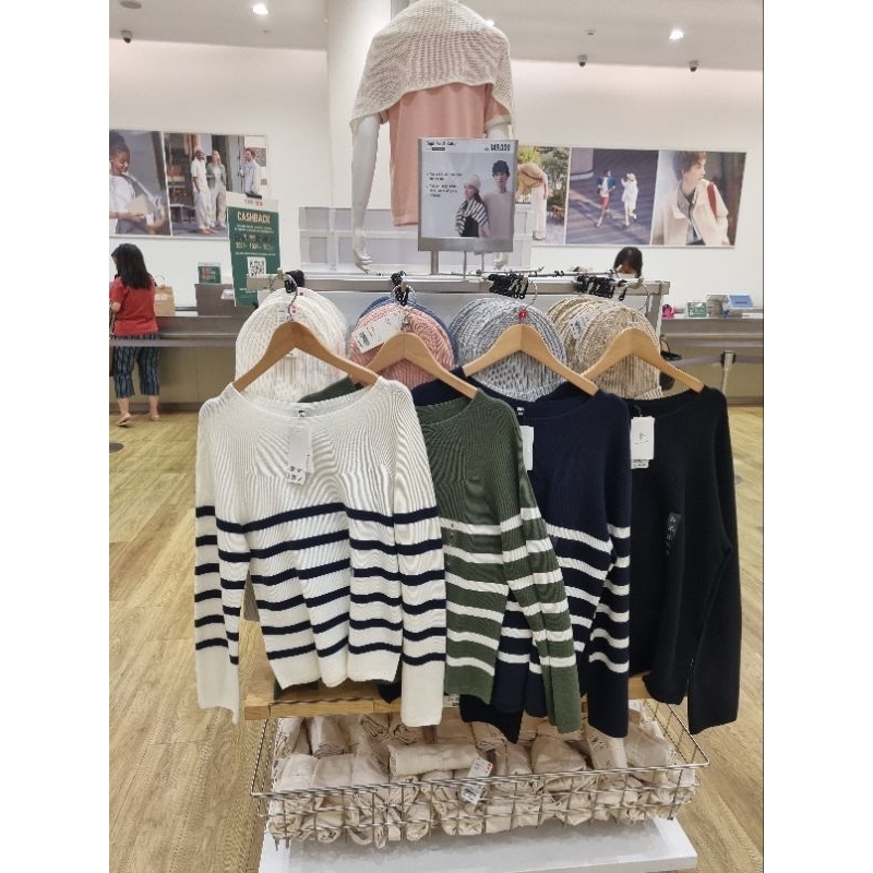 Uniqlo Sweater Rajut Sale