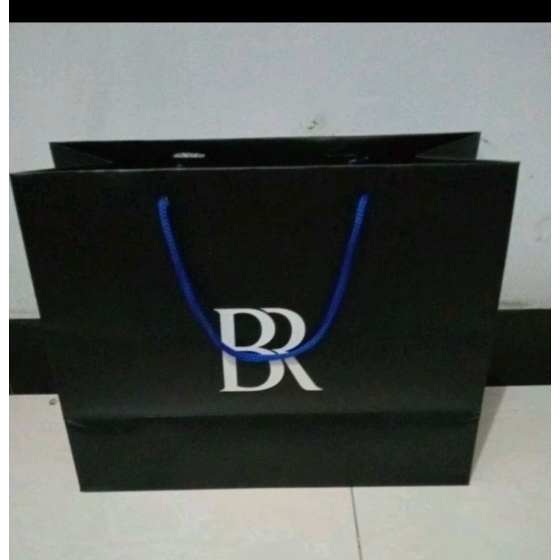 

PAPPER BAG BR BLACK/ PAPPER BAG BR/ PAPPER BAG AESTHETIC/ PAPPER BAG HITAM ELEGAN